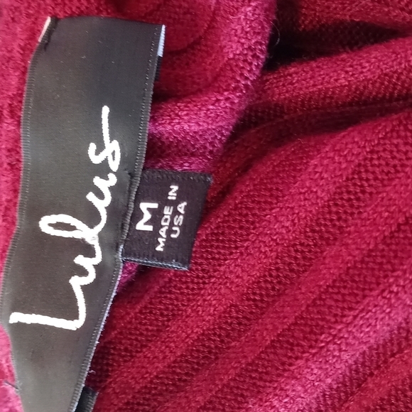 NWT Lulus off shoulder plum or brick red color medium long sleeve top - Picture 9 of 9